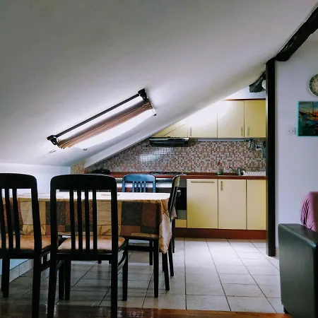 Apartman Bugy *
