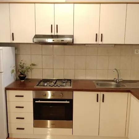 Bugy Apartman